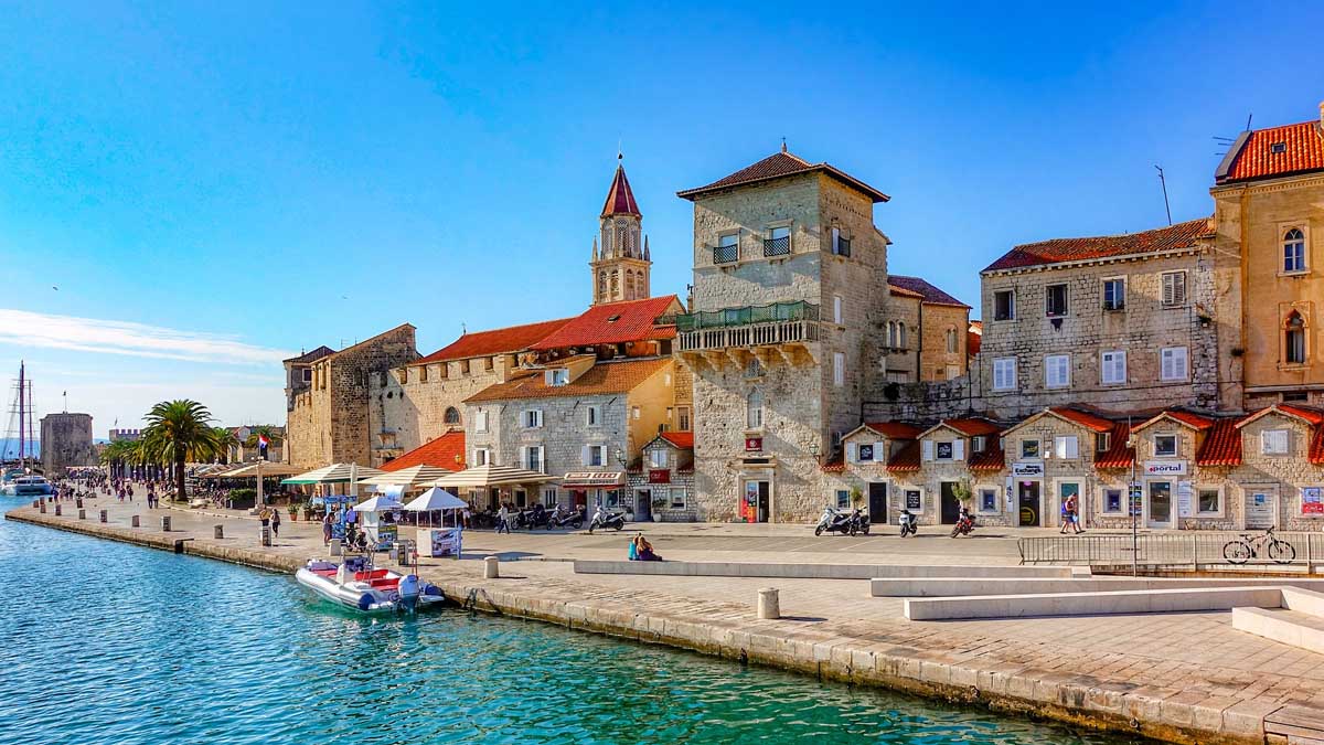 Kombi prevoz putnika Trogir - Hrvatska